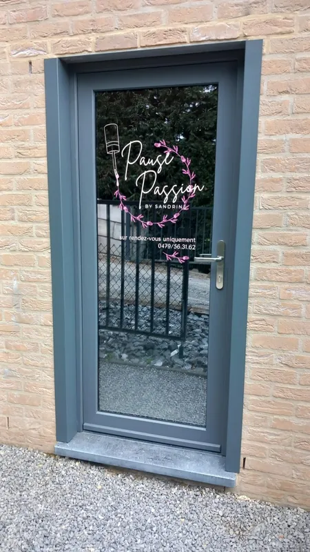Vitrophanie de la porte Pause Passion